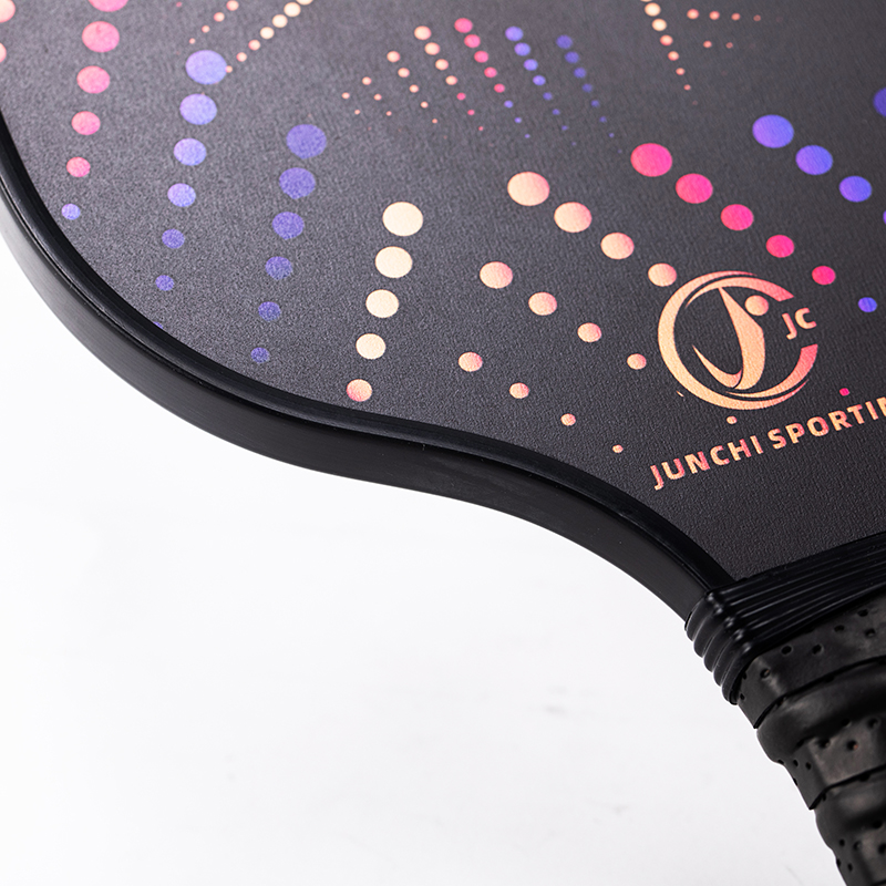 Carbon And Fiberglass PP Honeycomb Pickleball Paddle For Beginner