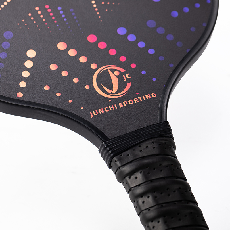 Carbon And Fiberglass PP Honeycomb Pickleball Paddle For Beginner