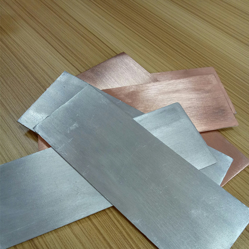 Bimetal hardfacing wear plates