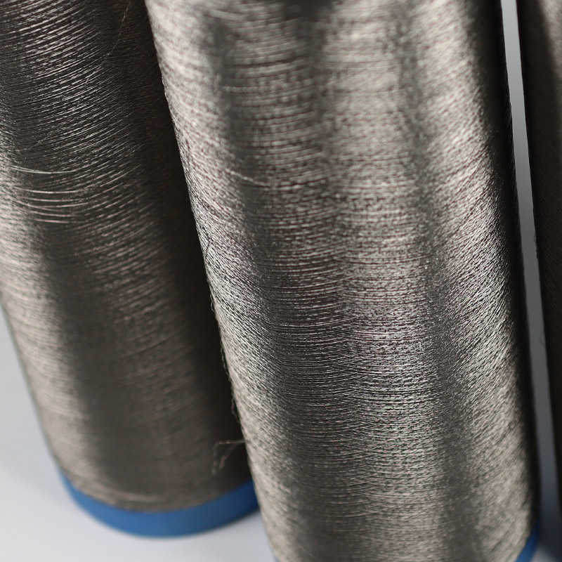 Hilo textil de fibra de plata