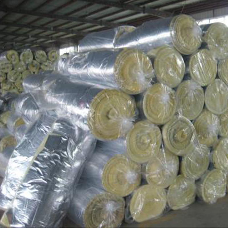 Fiber glass insulation blanket with aluminium foil