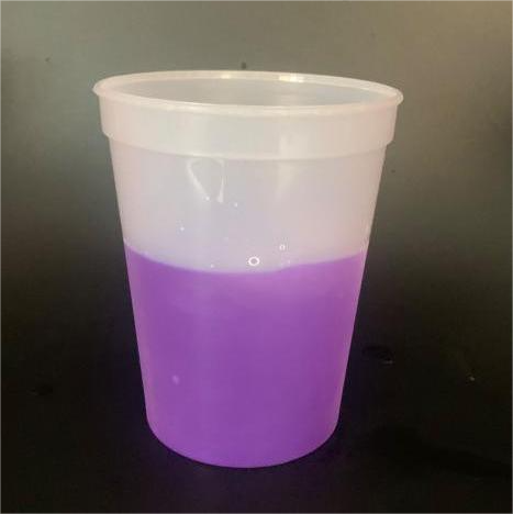 Mokslas už mūsų užburiančius spalvas keičiančius puodelius