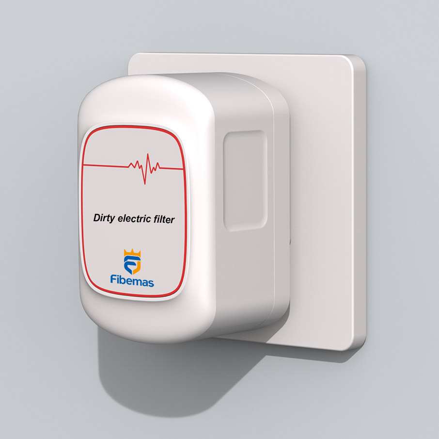 Filtro el&eacute;ctrico sucio con enchufe del Reino Unido