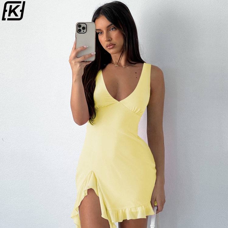 V-neck Spice dress with fringe