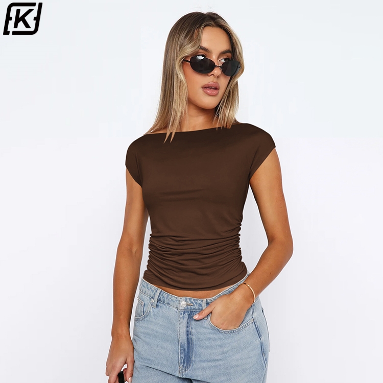 Fashionable outfit: How can ladies match clothes to show better effects