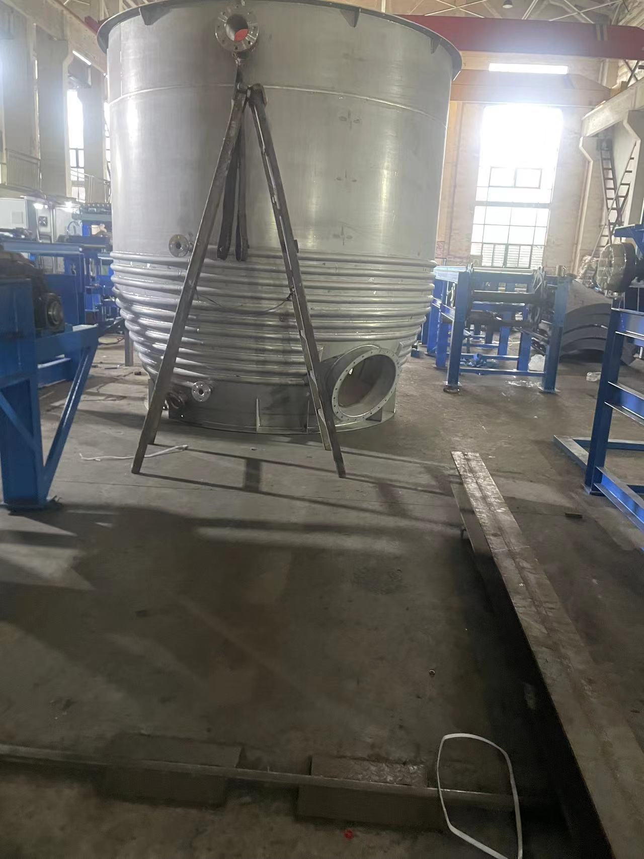 Big desulfurization tank is making for clients 