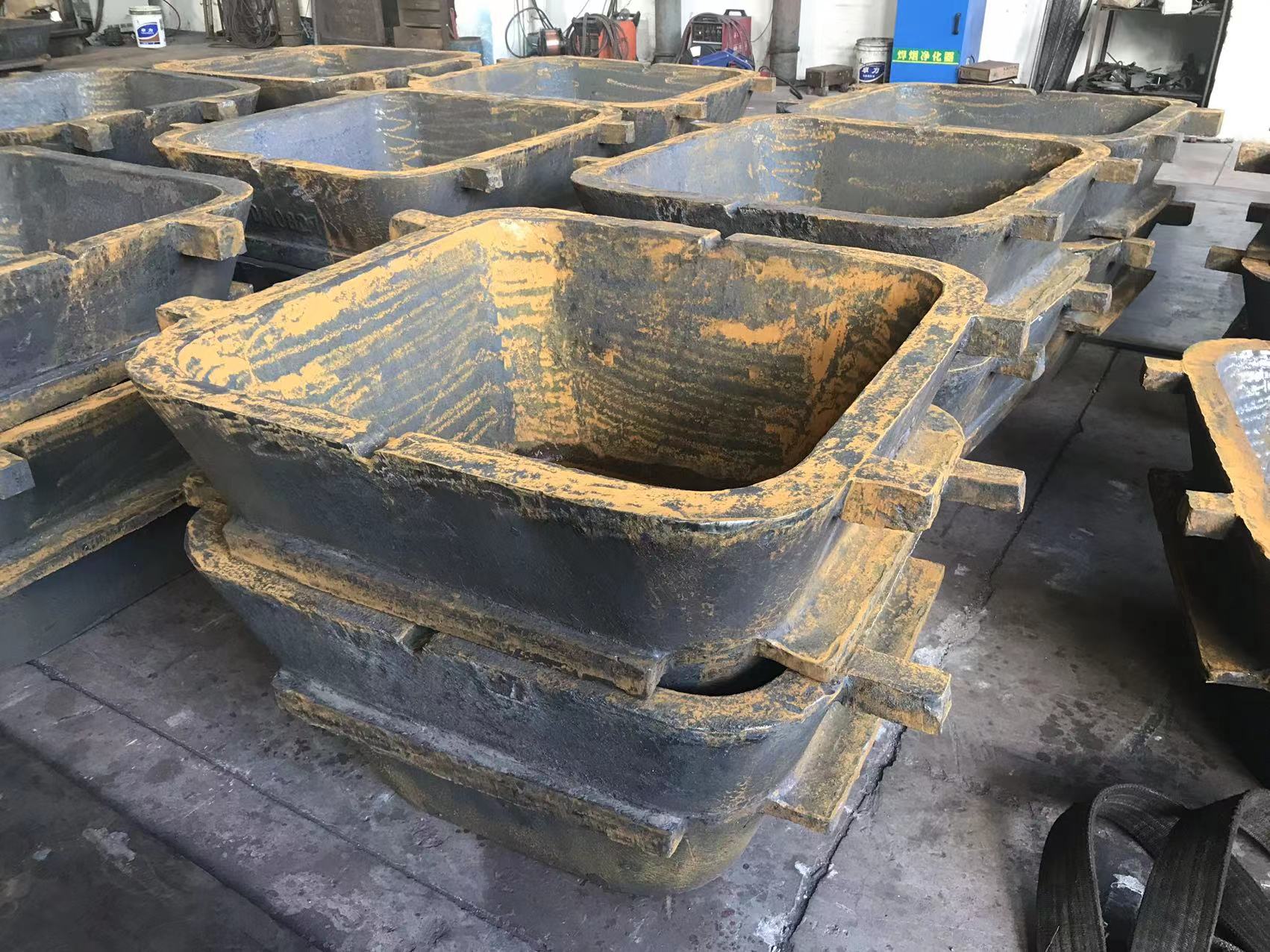 1T 1.5T 2T big crude lead ingot molds for rotary furnace or air blast furnace  from lufeng machinery company in china 