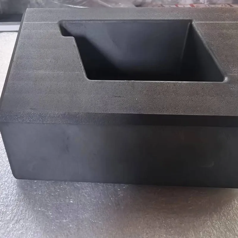 Hot pressed graphite mold