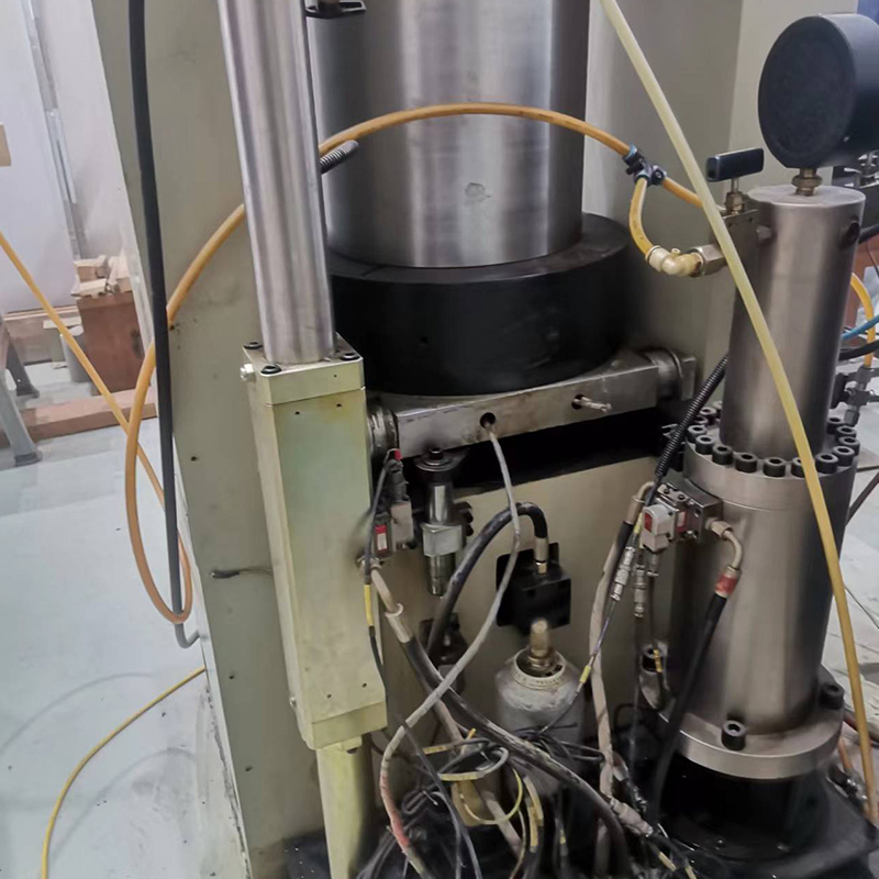 Fully Automatic Multi-Field Coupling Rock Triaxial Instrument