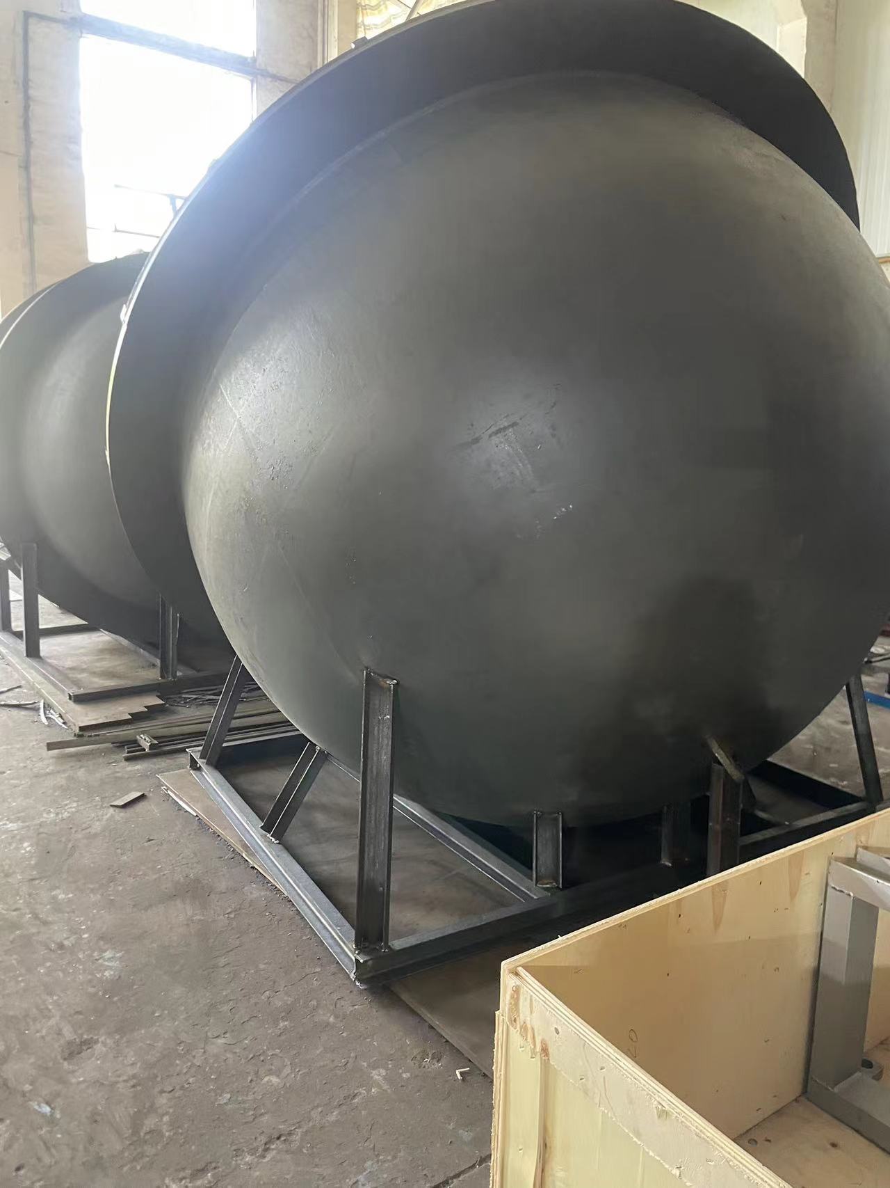 customized size of lead refining kettle for smelting scrap lead battery metal recycle 