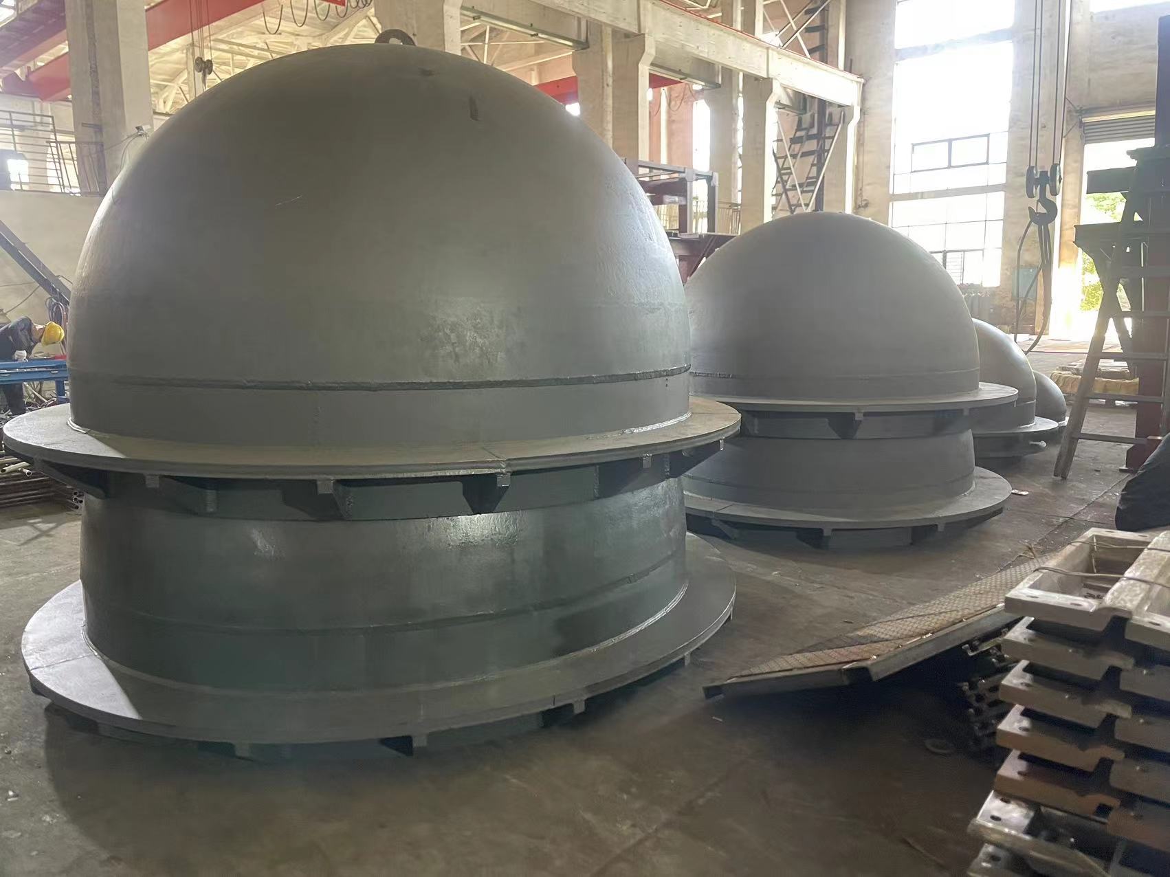 customized size of lead refining kettle for smelting scrap lead battery metal recycle 