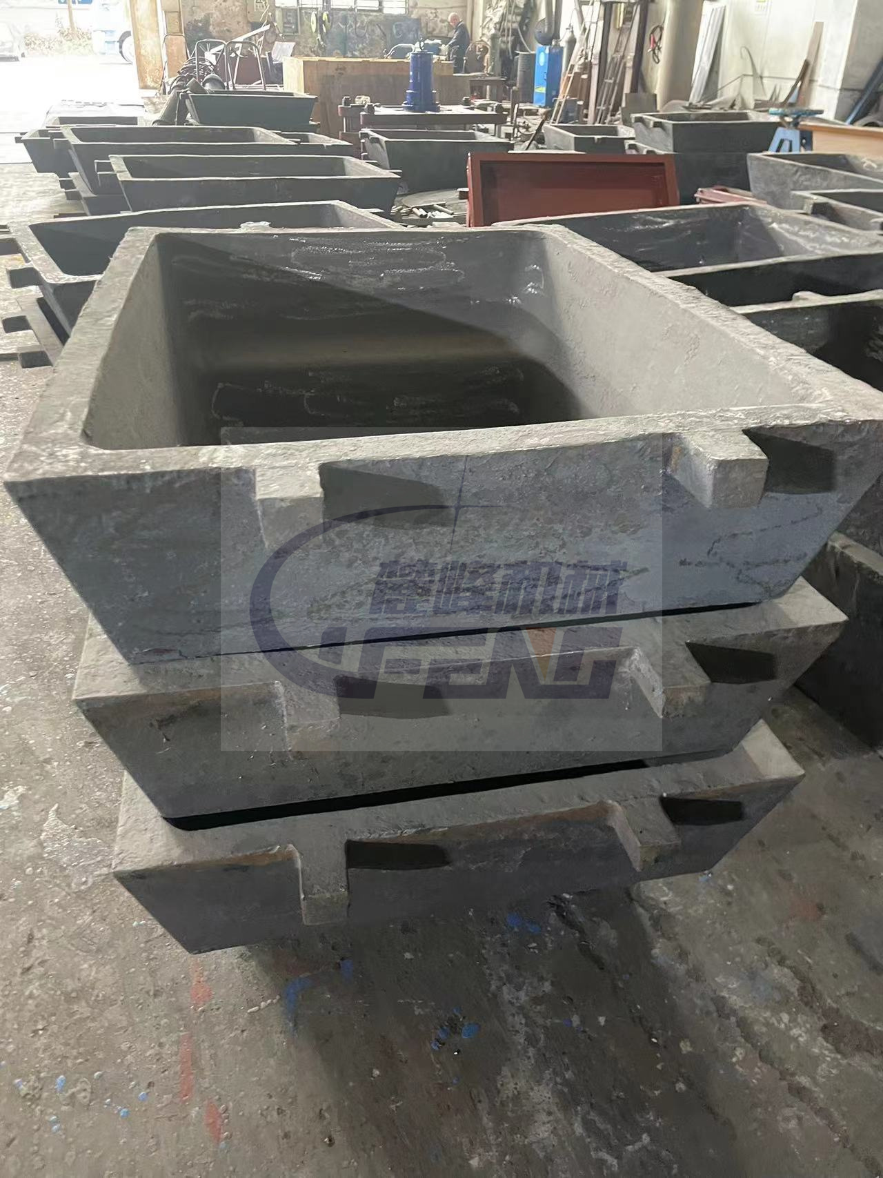 500KG 1T 1.5T 2T crude lead ingot molds for rotary furnace from lufeng machinery company