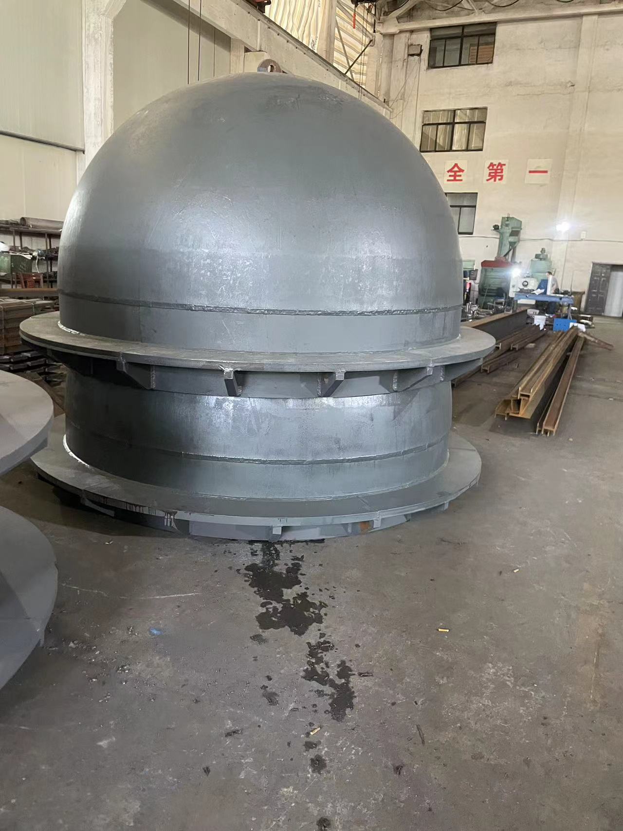 customized size of lead production smelting pot for car scrap lead battery metal recycling equipment