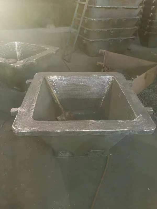 2T customized crude copper ingot molds with forklift hole for copper concentrate refining 