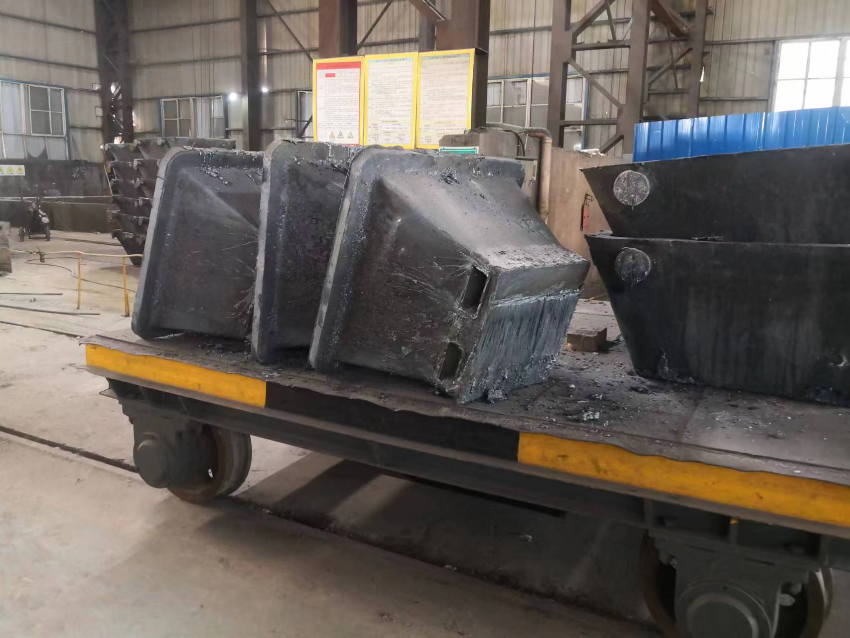 2T customized crude copper ingot molds with forklift hole for copper concentrate refining 