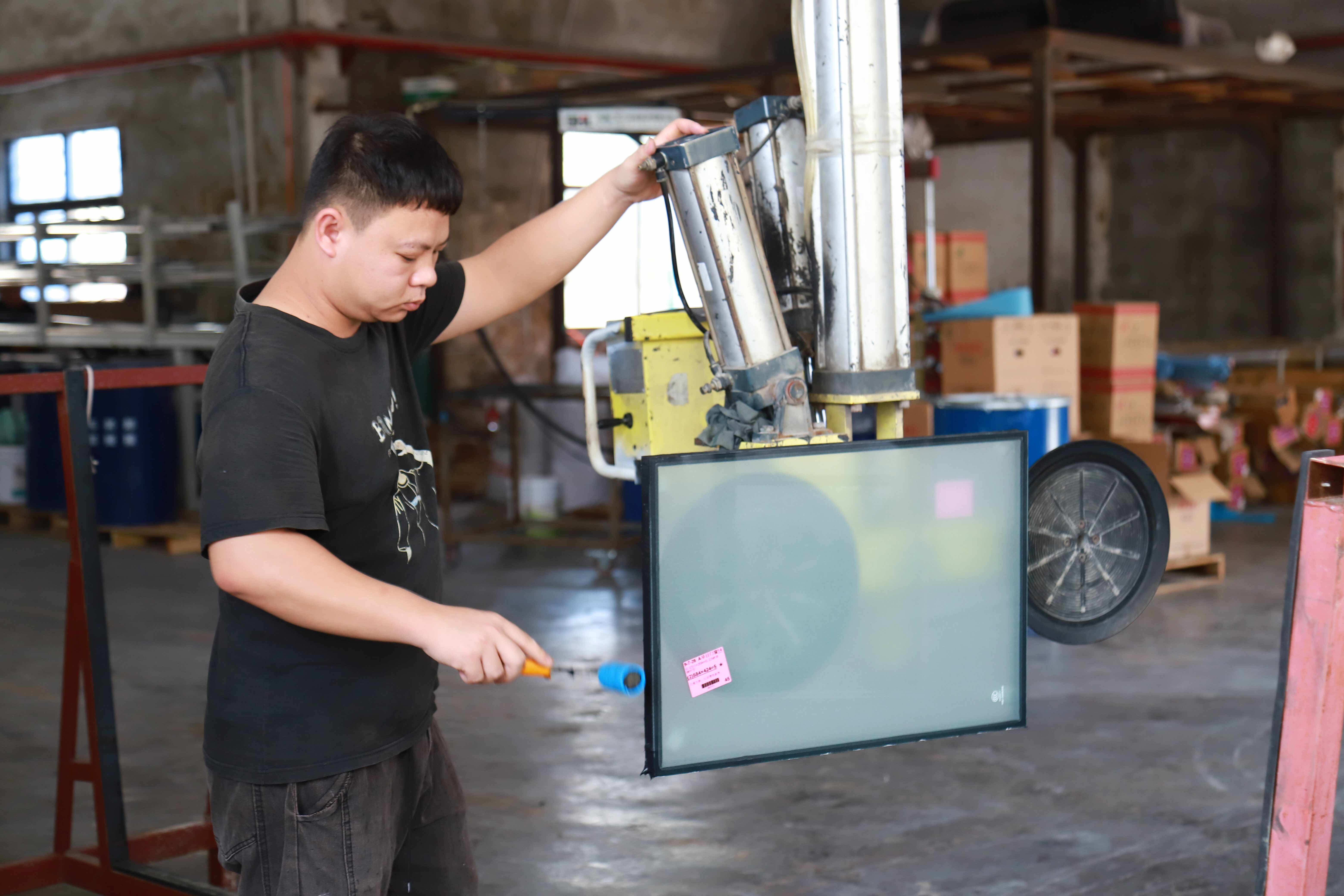 Coated Laminated Tempered Architectural Glass