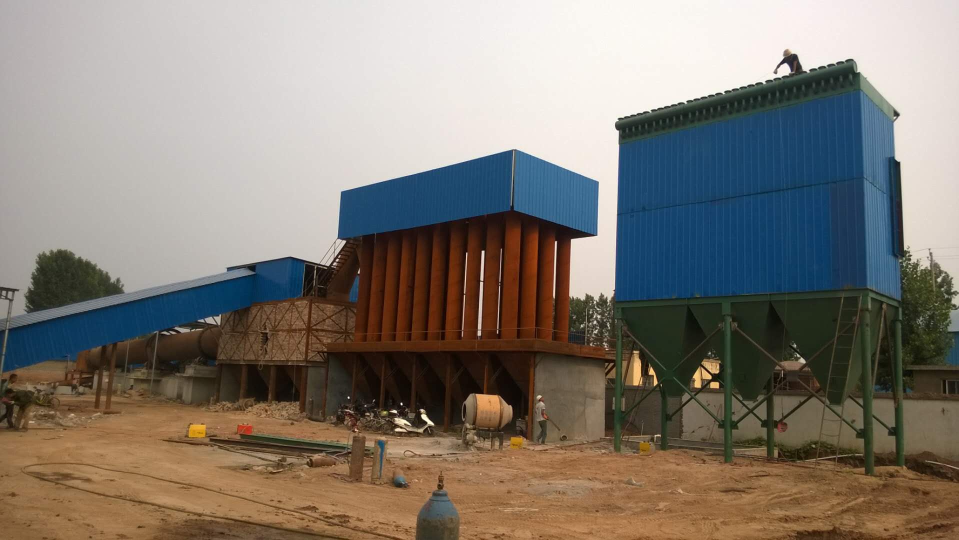 Lufeng Factory Sell Big Baghouse Pulse Jet Dust Collector Bag Filter  for rotary furnace of scrap lead battery recycle 