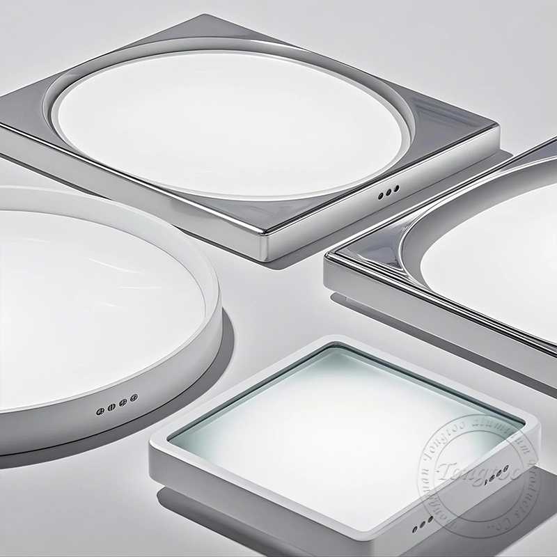 အလူမီနီယမ်အလွိုင်းမျက်နှာကျက်မီးတိုင် famili