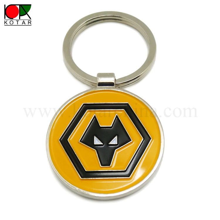 A Comparison of Stamp Keychain and Injection Keychain‌