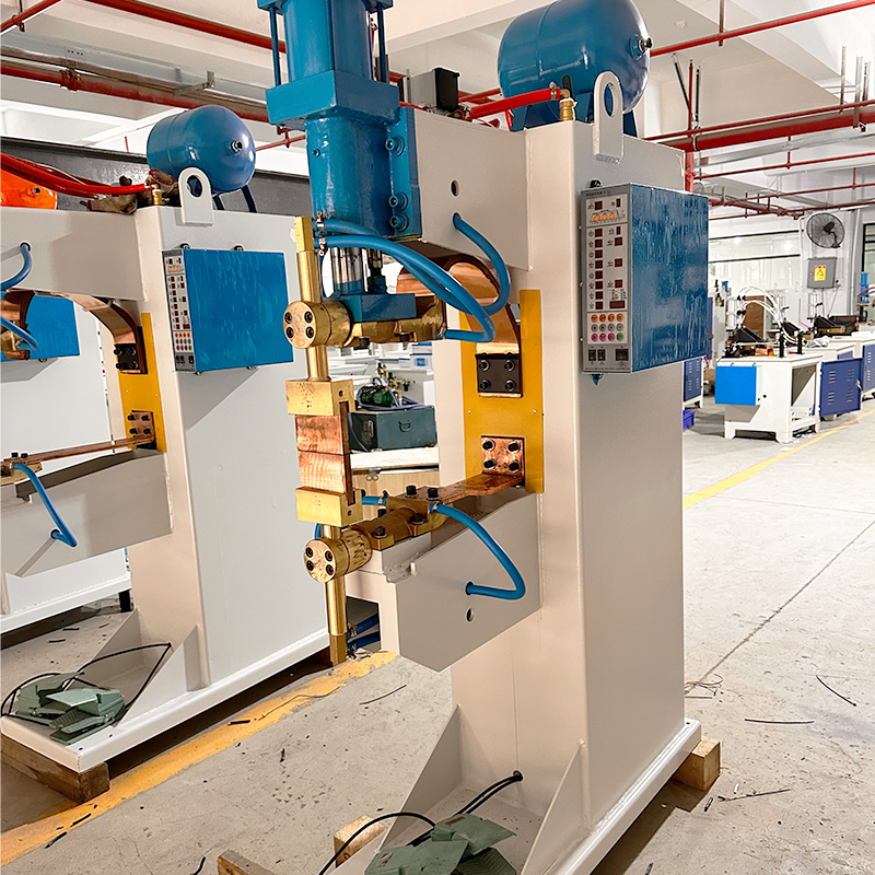 Row Welding Machine