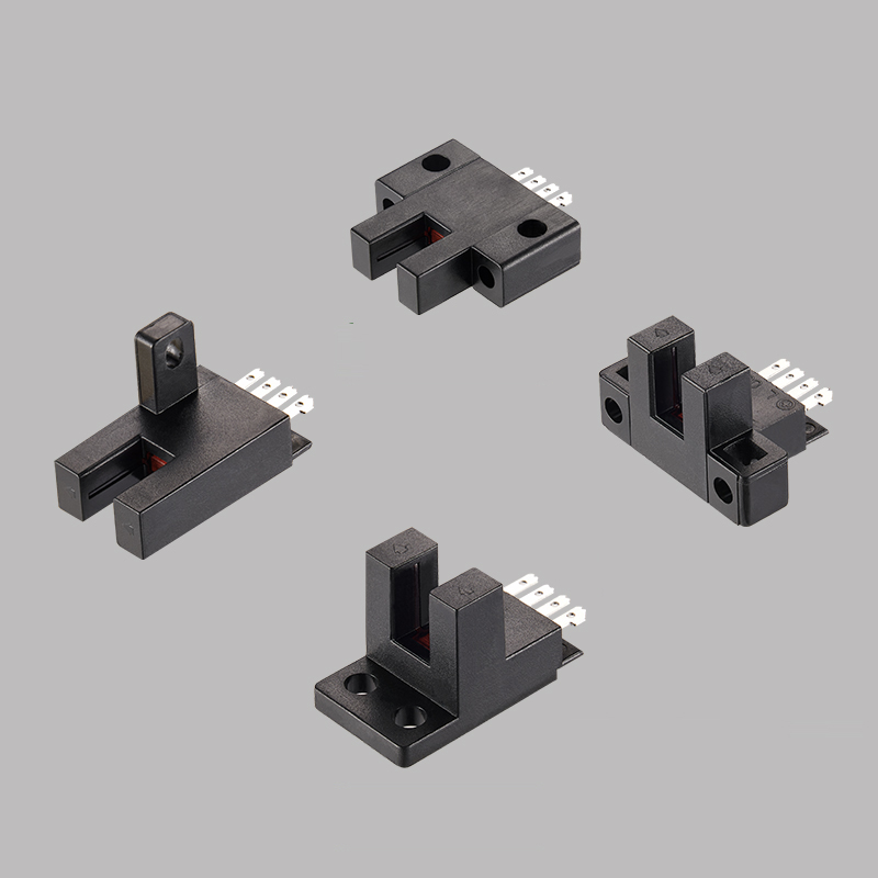 Plug-In Type 67 Series Slot Sensor
