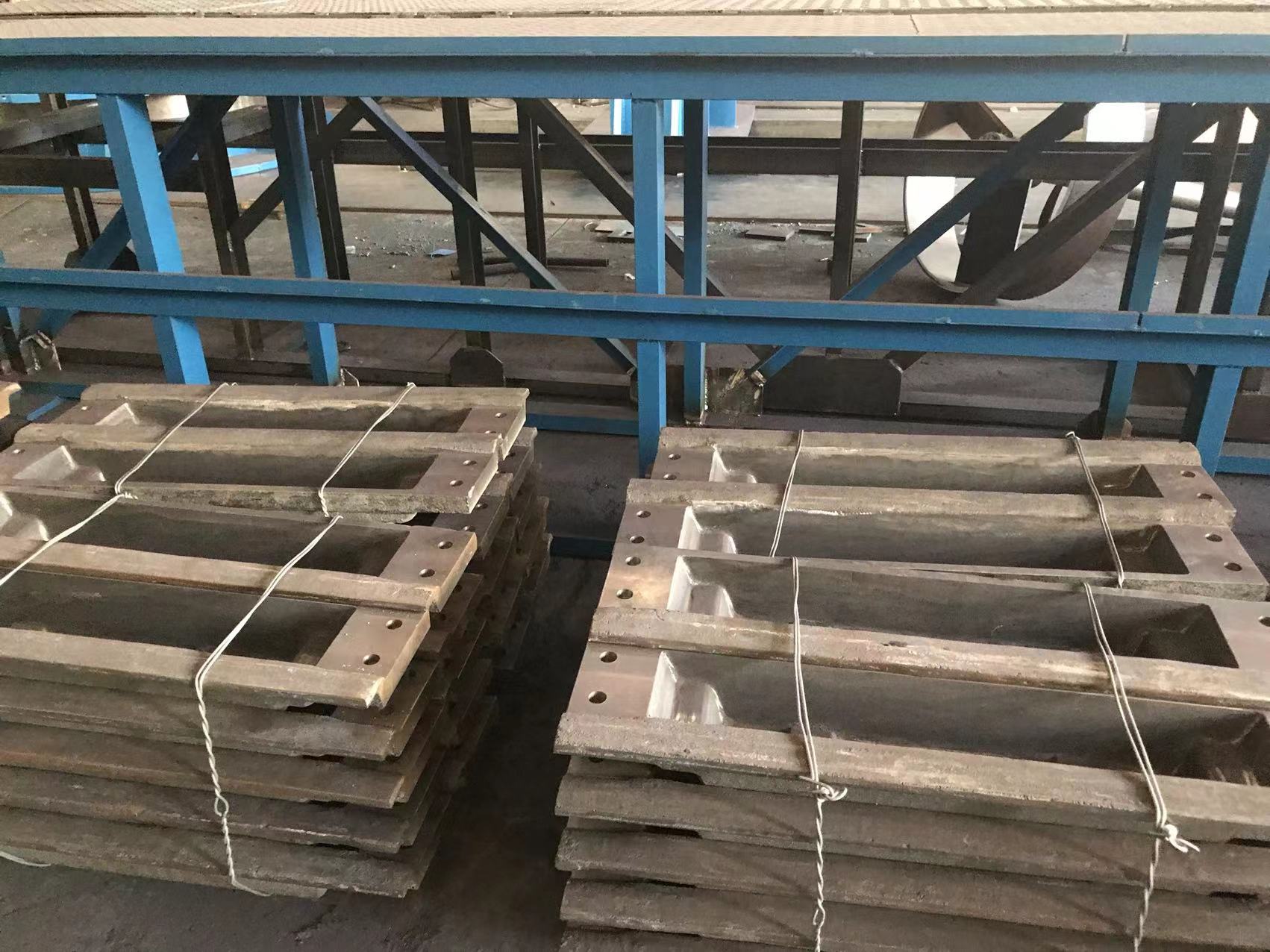 Customized Size High Temperature Nodular  Cast Iron Materials  Small 25KG Lead Ingot Molds for lead ingot Casting Machine