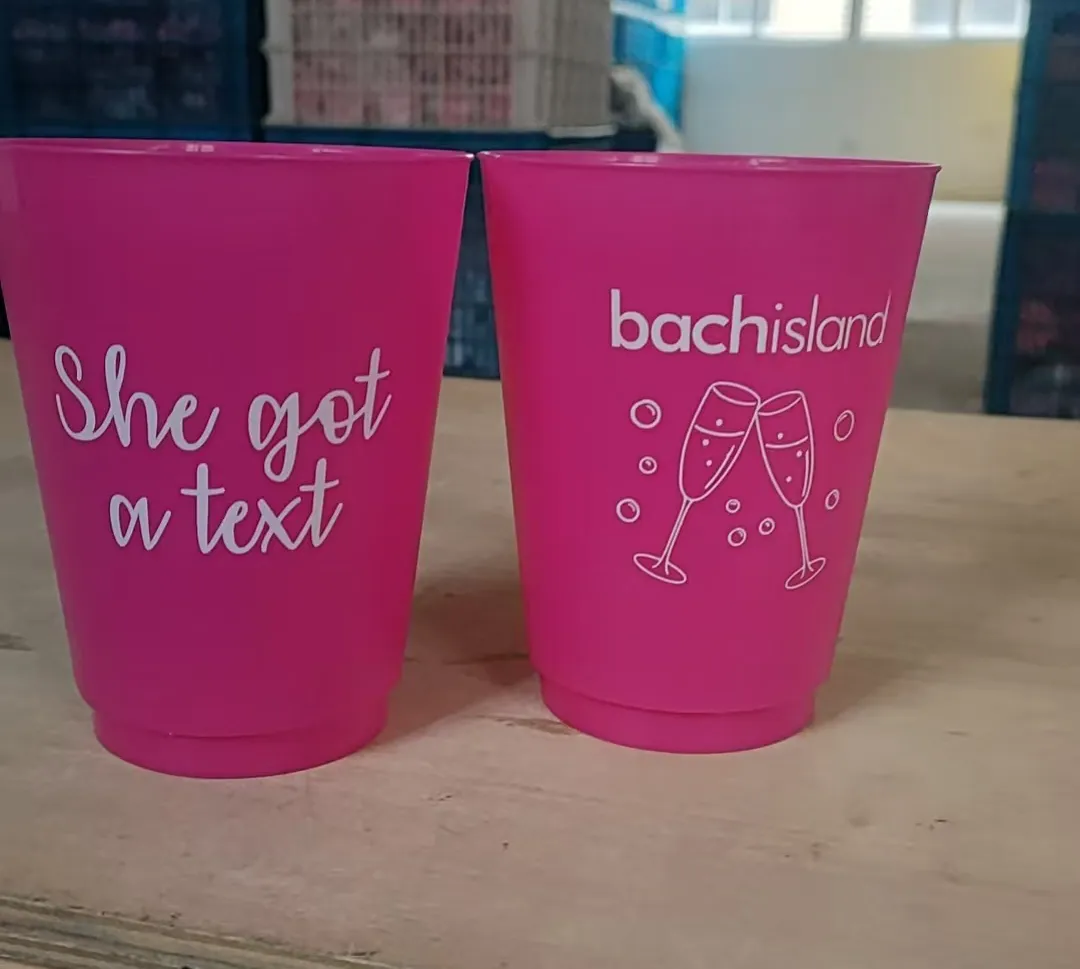 Suan Houseware Ships 2500units Plastic Stadium Cups to US FBA Warehouse  