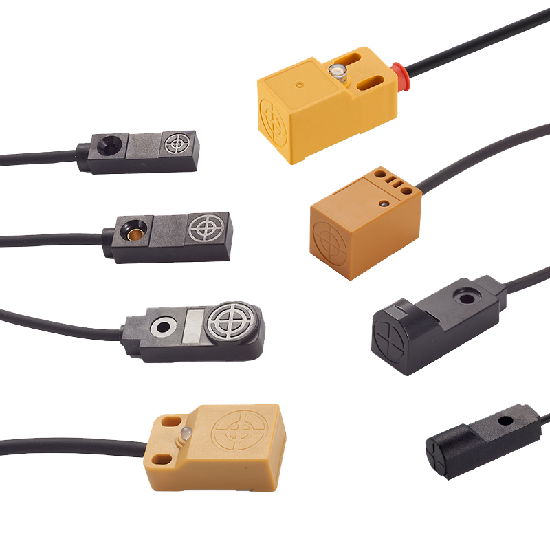 65 Series Plug-In Slot Sensor