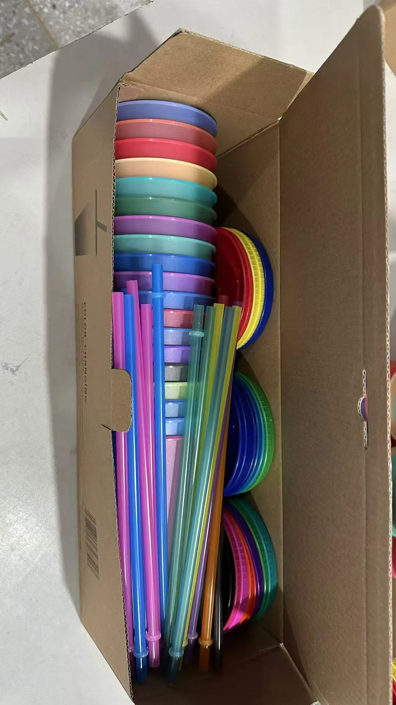Magic in Every Sip: SUAN House’s 24oz Color-Changing Cups (With Custom Lids, Straws & Eco-Packaging!)