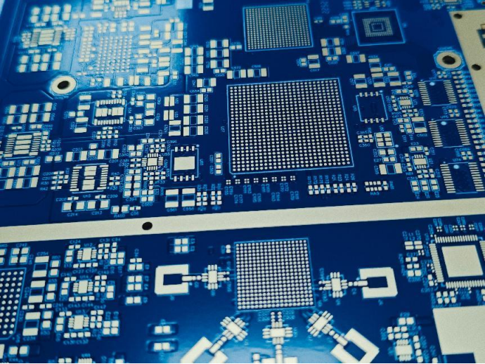 14-Layer ENIG Copper-Filled Via PCB