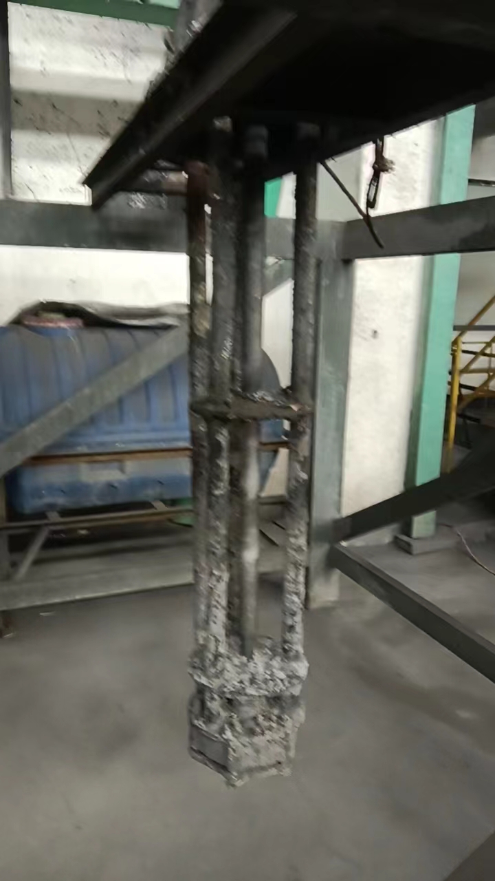 from 2T to 100T per hour High Temperature Lead Liquid or Zinc tin Transfer Pump for Refining Furnace Pot