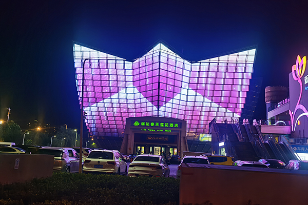Customized transparent screen