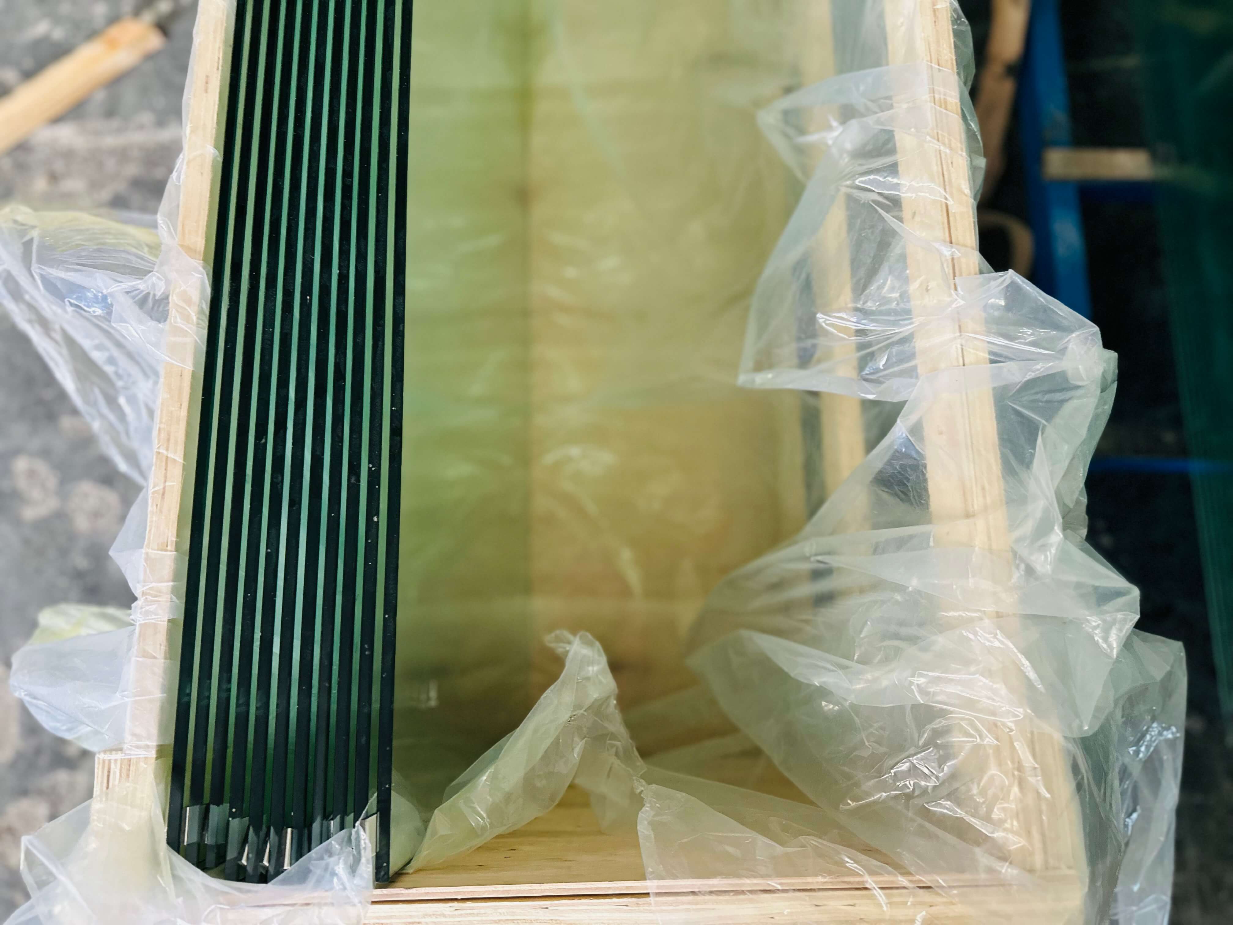 For Guangmingde Glass, export packaging of processed architectural glass is a cornerstone of quality commitment