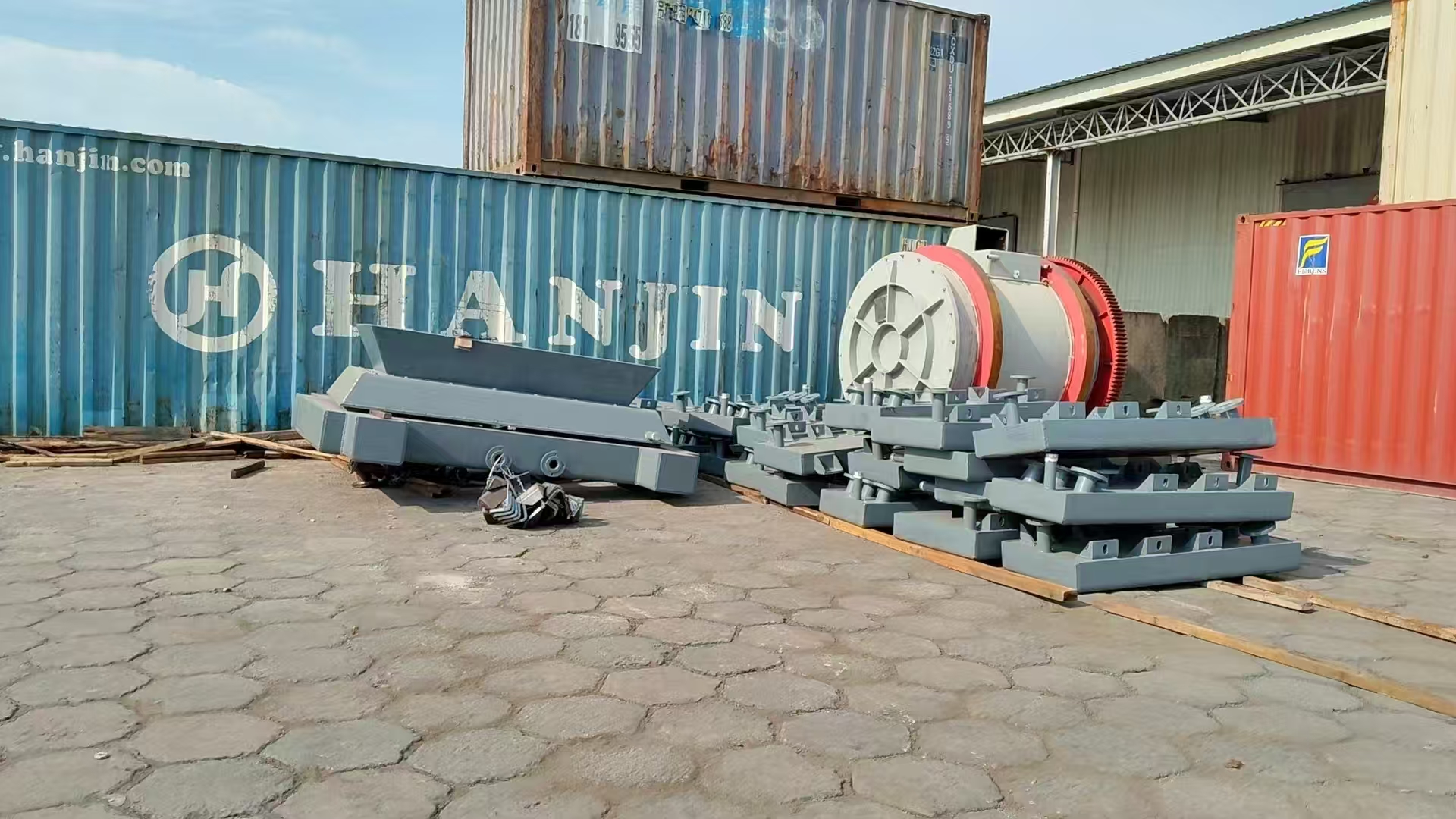 Delivery of blast furnace water jacket