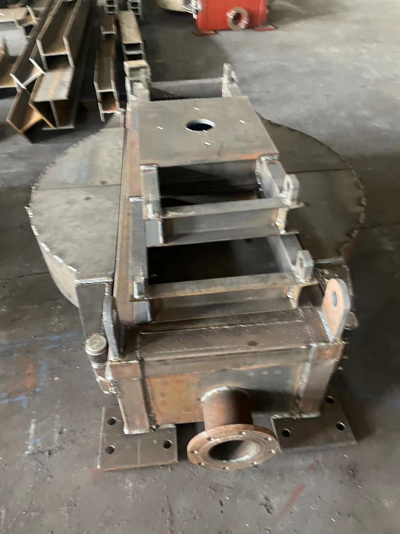 We Can Custom Size From 2T to 120T Industrial Melting Cover for Lead Pot  of Lead Car Battery Recycling