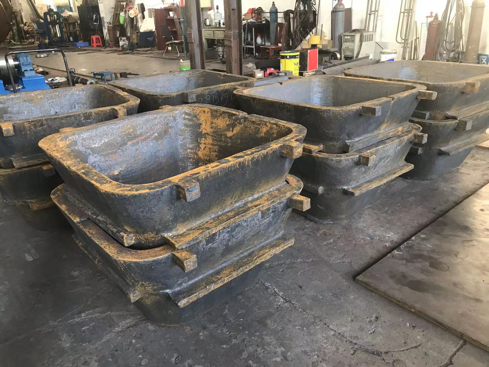 We Can Custom Size of 1T 1.5T 2T Lead Ingot Molds  for Scrap Lead Battery Recycle After  Smelting Furnace
