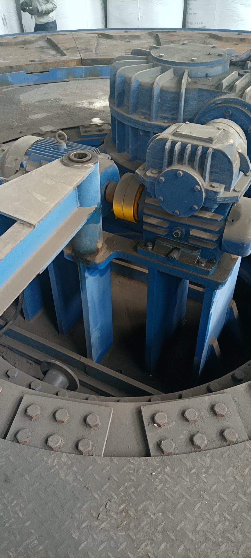 Lufeng Factory  Custom Lead Electrolysis Machine Disc Round Anode Plate Casting Machine of Lead Ore Refining