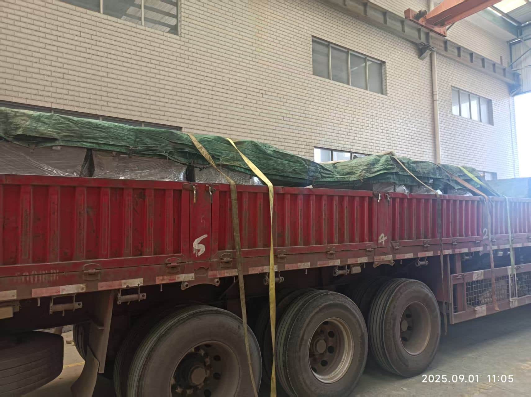 Delivery of crude lead ingot mold