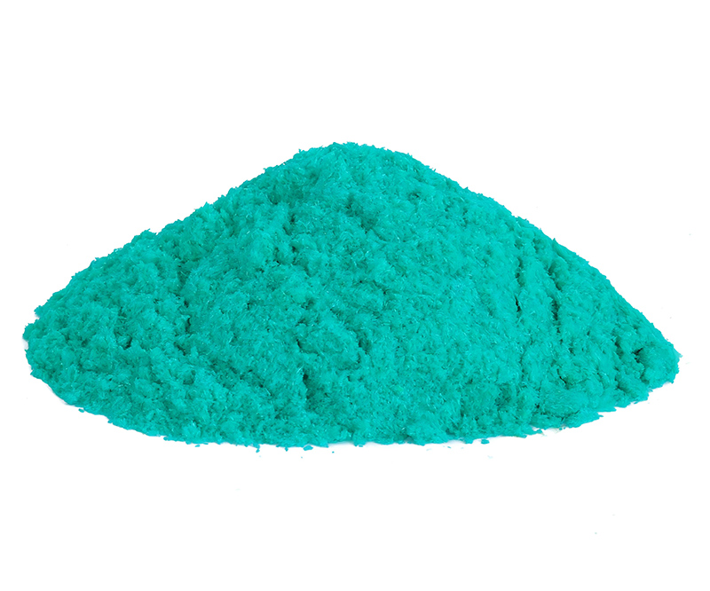 Dwuwodny chlorek miedzi o czystości 98%.