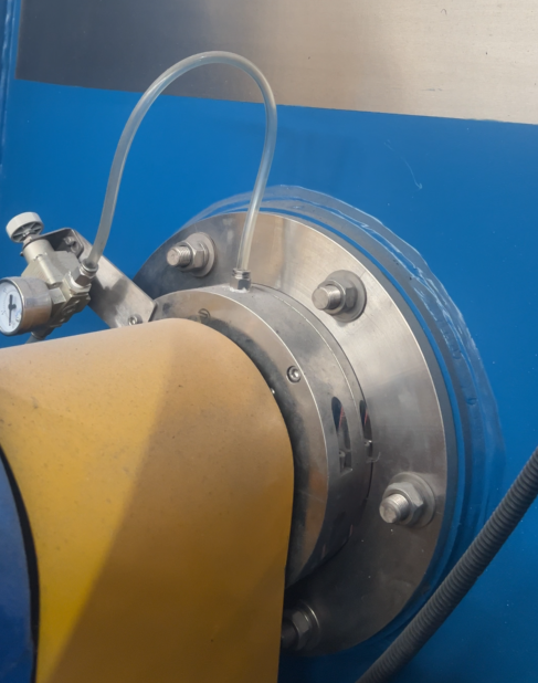 Rotary Shaft Seals in Chocolate Refiners: Ensuring Purity and Performance