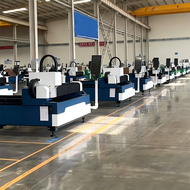 Laser cutting machine for plates and tubes