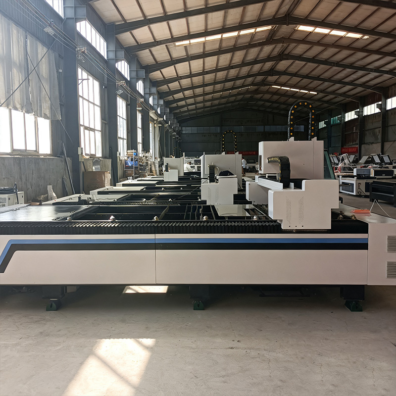 CNC Plate Cutting Machine with Pipe Rotary