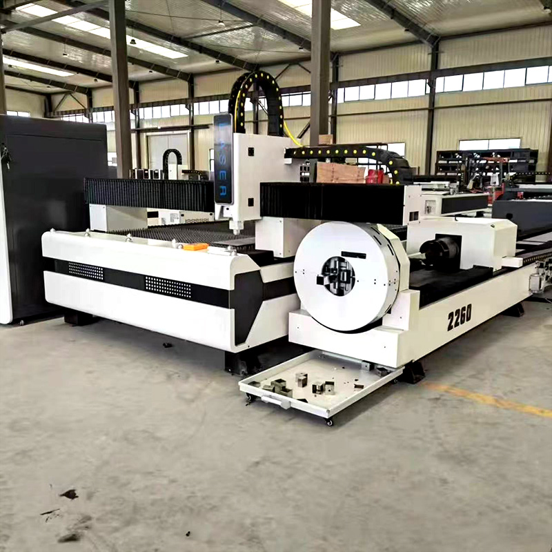 High-speed exchange table cutting machine for metal fabrication