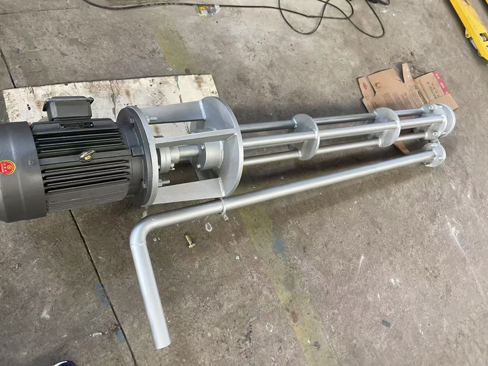 we can custom From 2t to 100T Per Hour High Temperature Lead Liquid Pump for Scrap Lead Battery Recycle