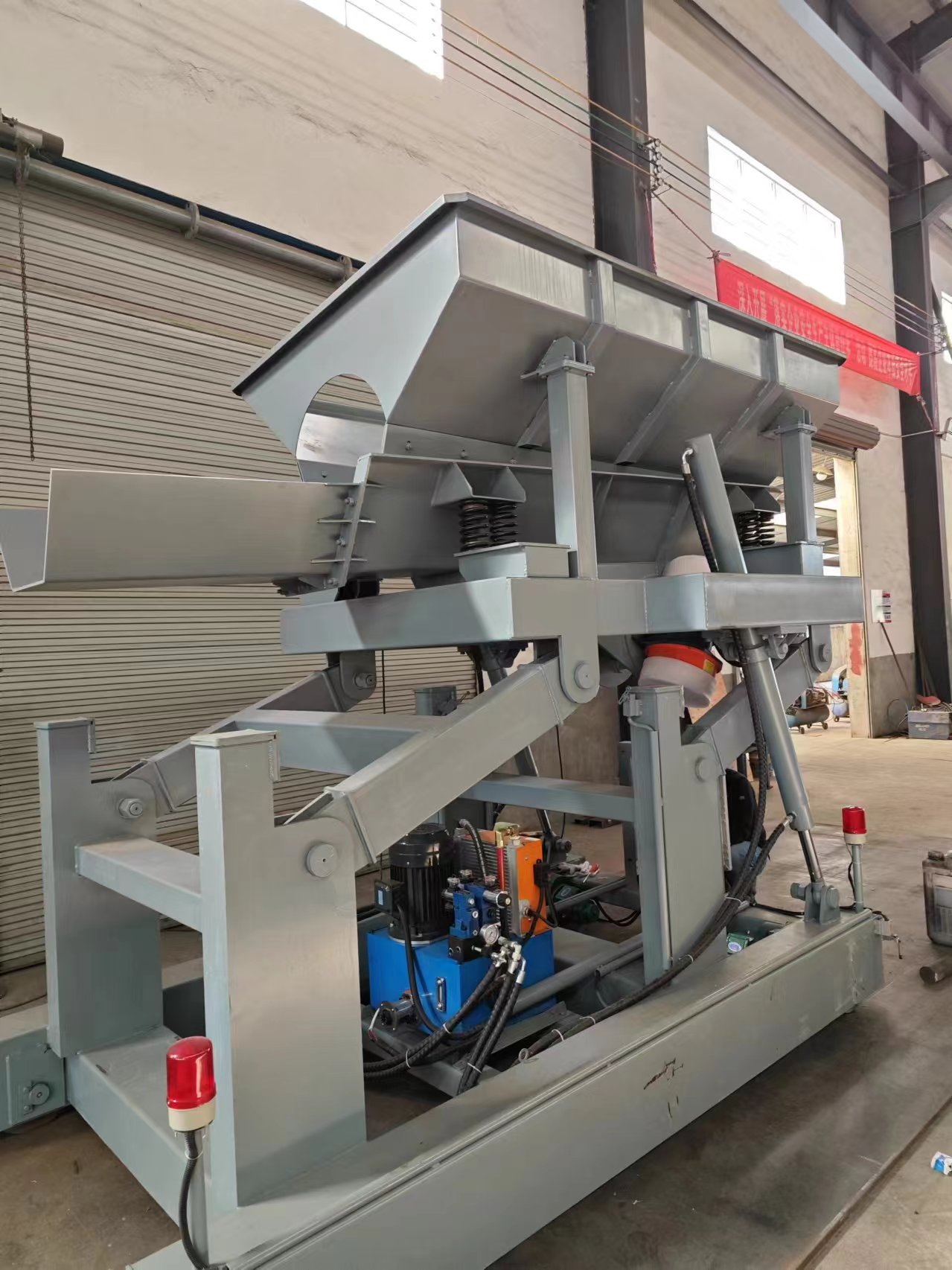 automatic vibration feeding machine is ready for shipping to clients 