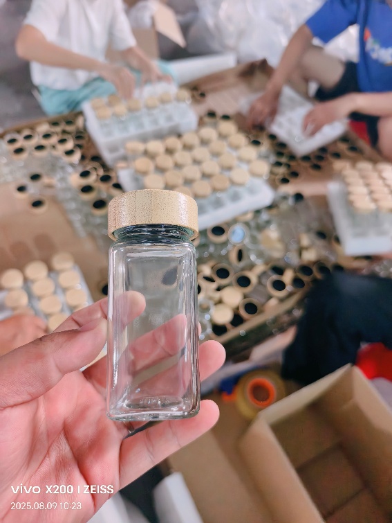 SuanHouse Successfully Delivers Premium Glass Spice Jar Sets to Repeat Customer in Thailand