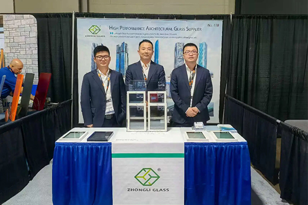 Zhongli Glass shines at the Canadian International Doors