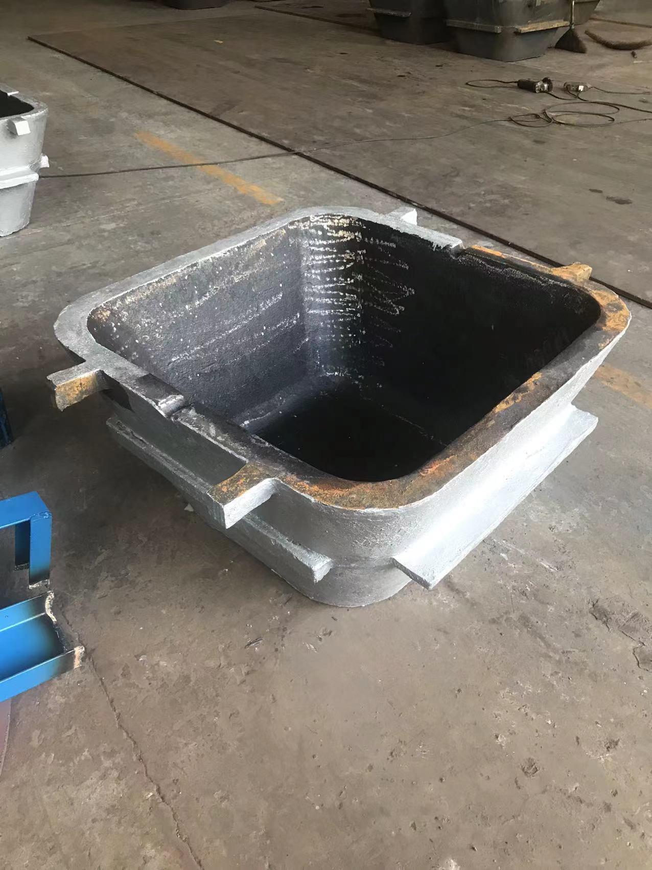 Lufeng Factory 500KG 1T 2T  Big Crude Lead Zinc Tin Copper Ingot Molds for Scrap Metal Recycle or Ore Refining