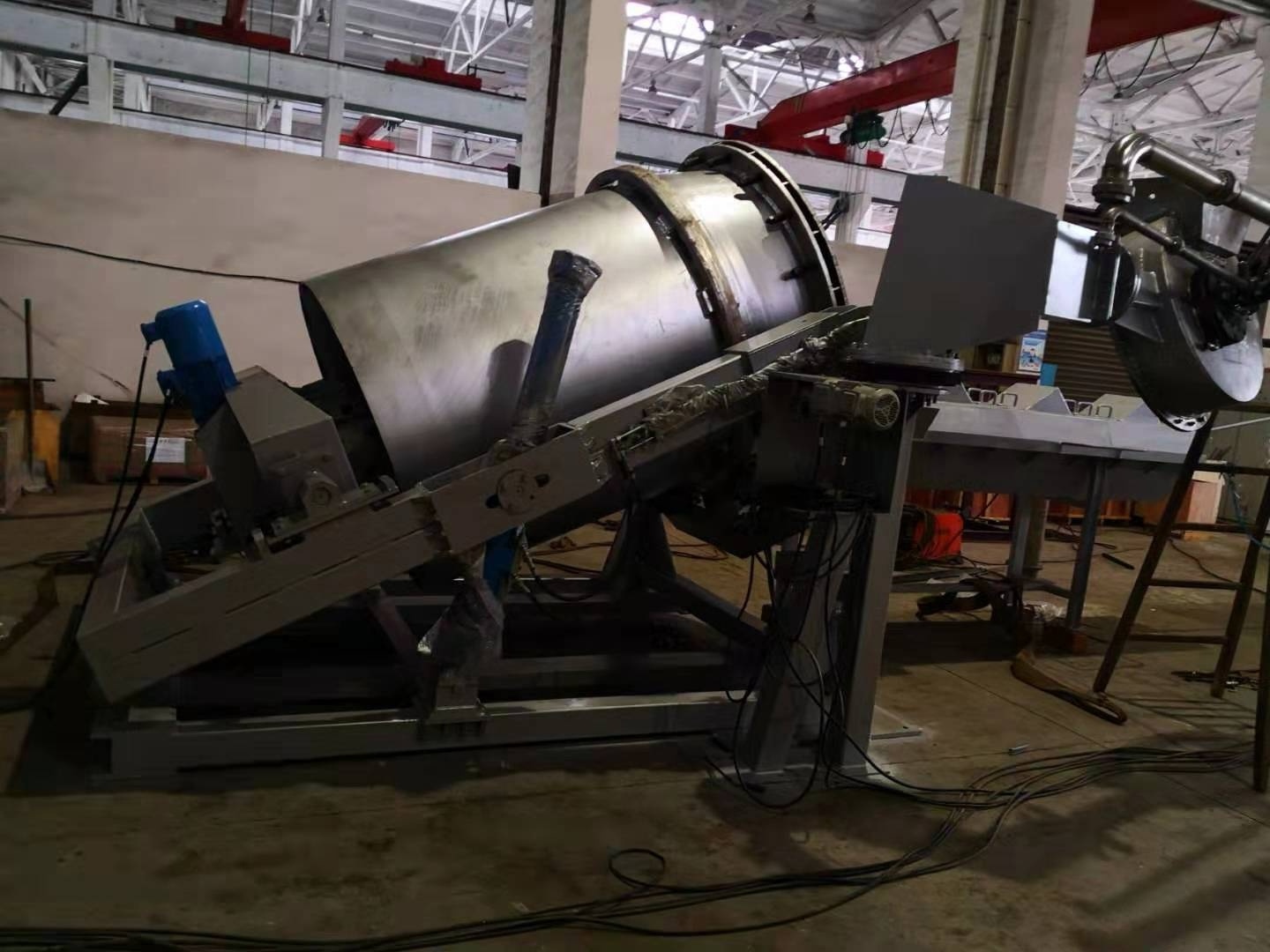 lufeng custom from 3T to 50T   Melting Rotary Tilting Furnace for Scrap Copper Recycle or Scrap Aluminum Recycle