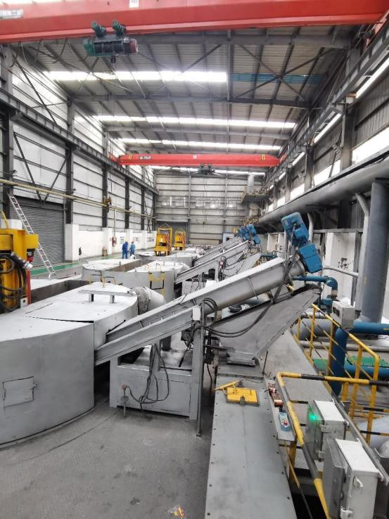 We Can Custom From 1T to 150T Screw Lead Slag Dragging Device for Lead Ore Refining Process from lead pot furnace 